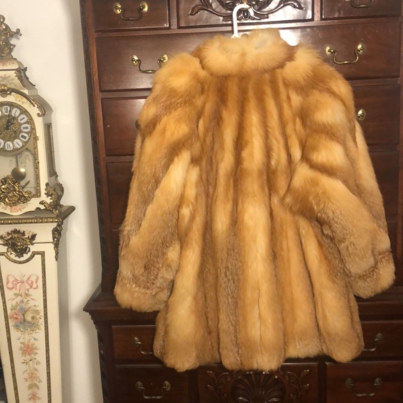 Red Fox Walking Coat Jacket - Picture 7 of 9